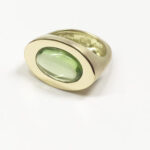 groen-klein-ring-met-steen
